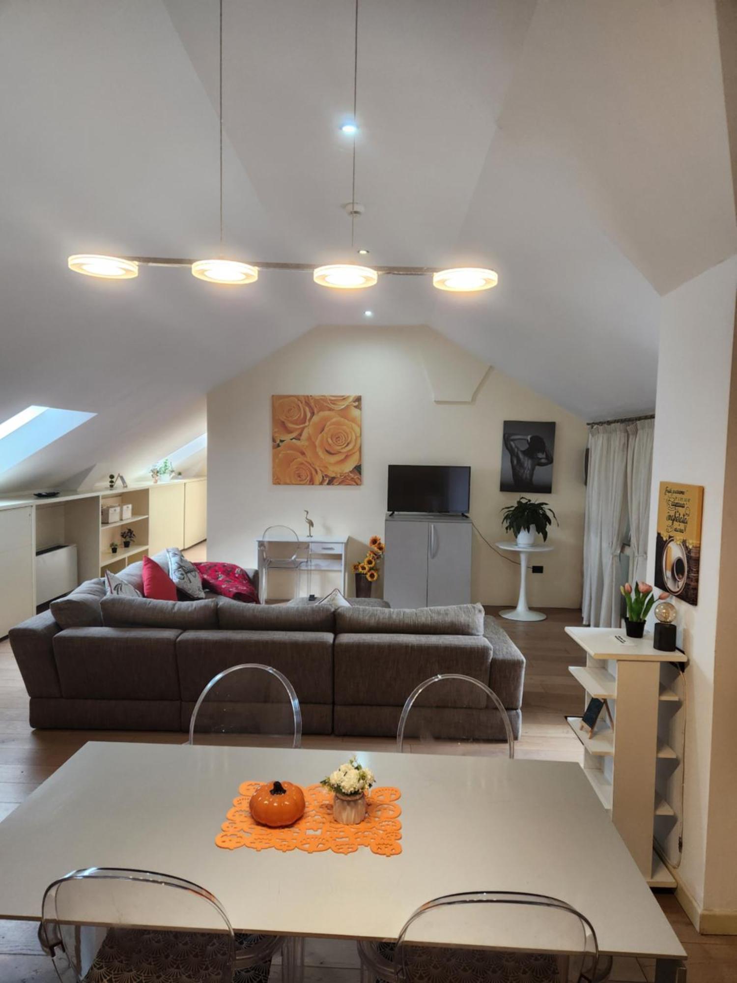 Central Terrace Escape With Jacuzzi Timisoara Exterior photo